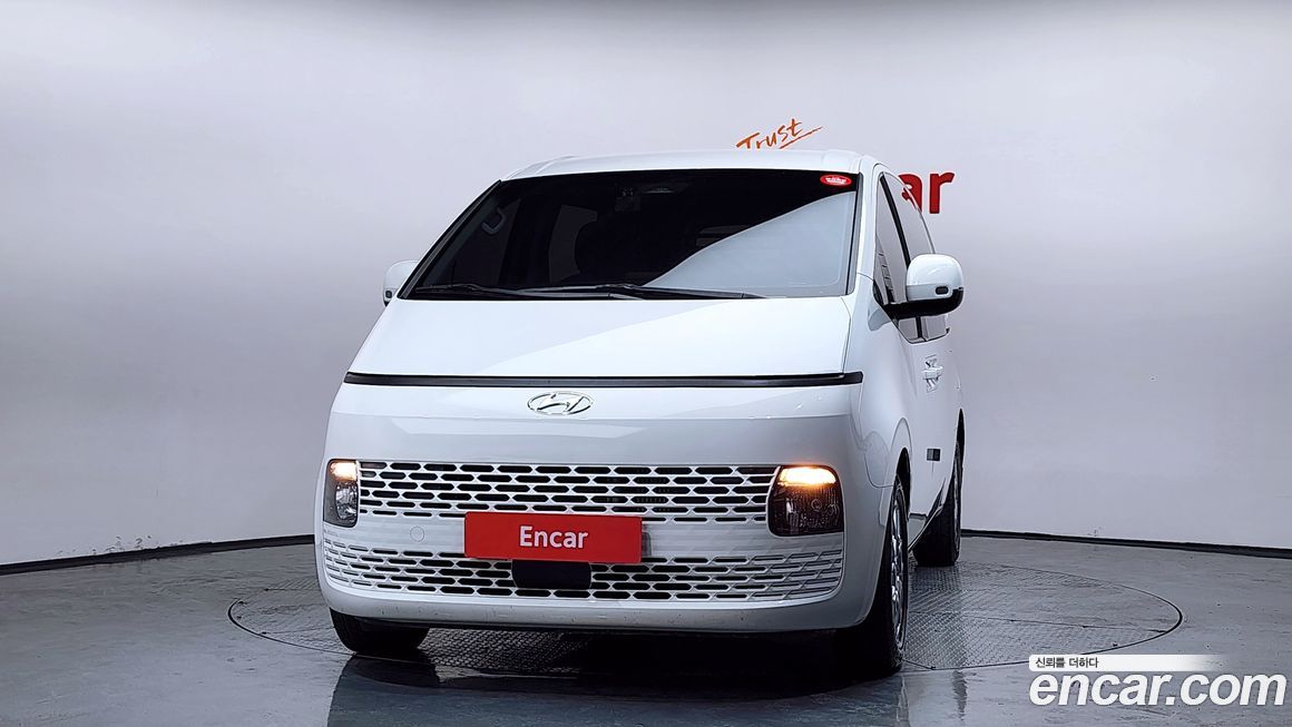 Hyundai Staria 2022