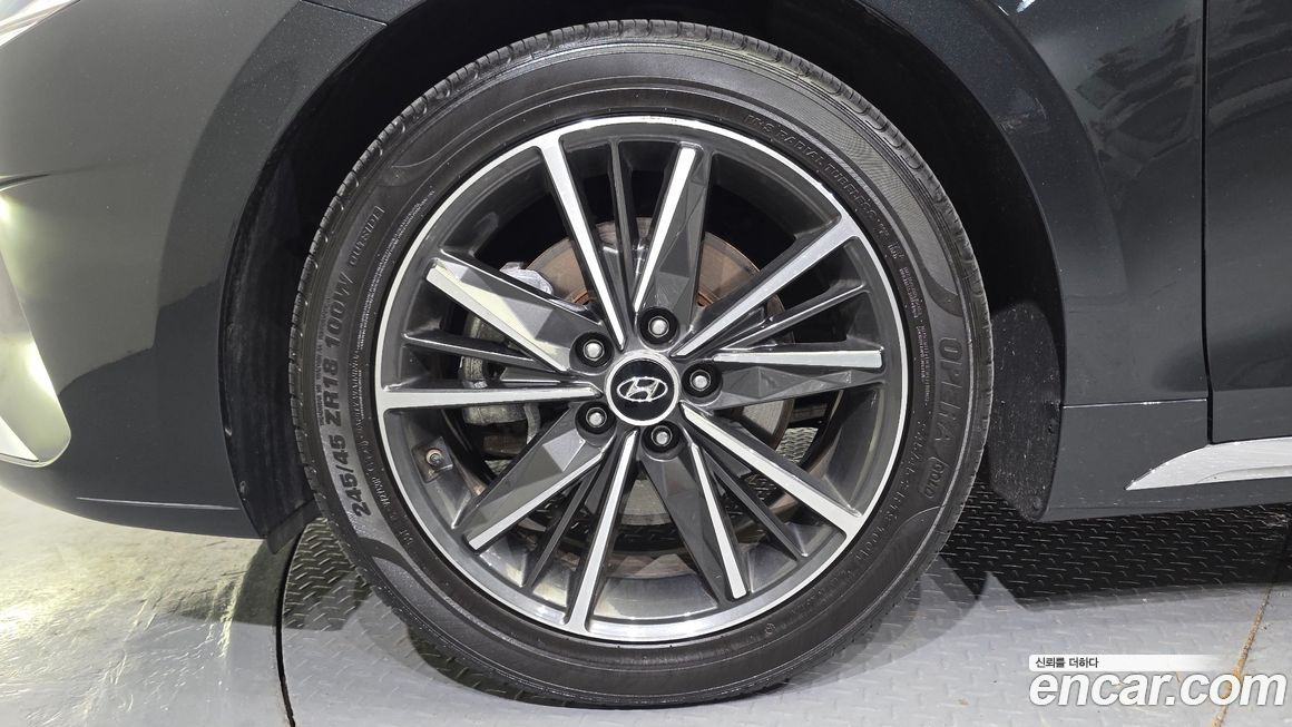 Hyundai Grandeur 2021