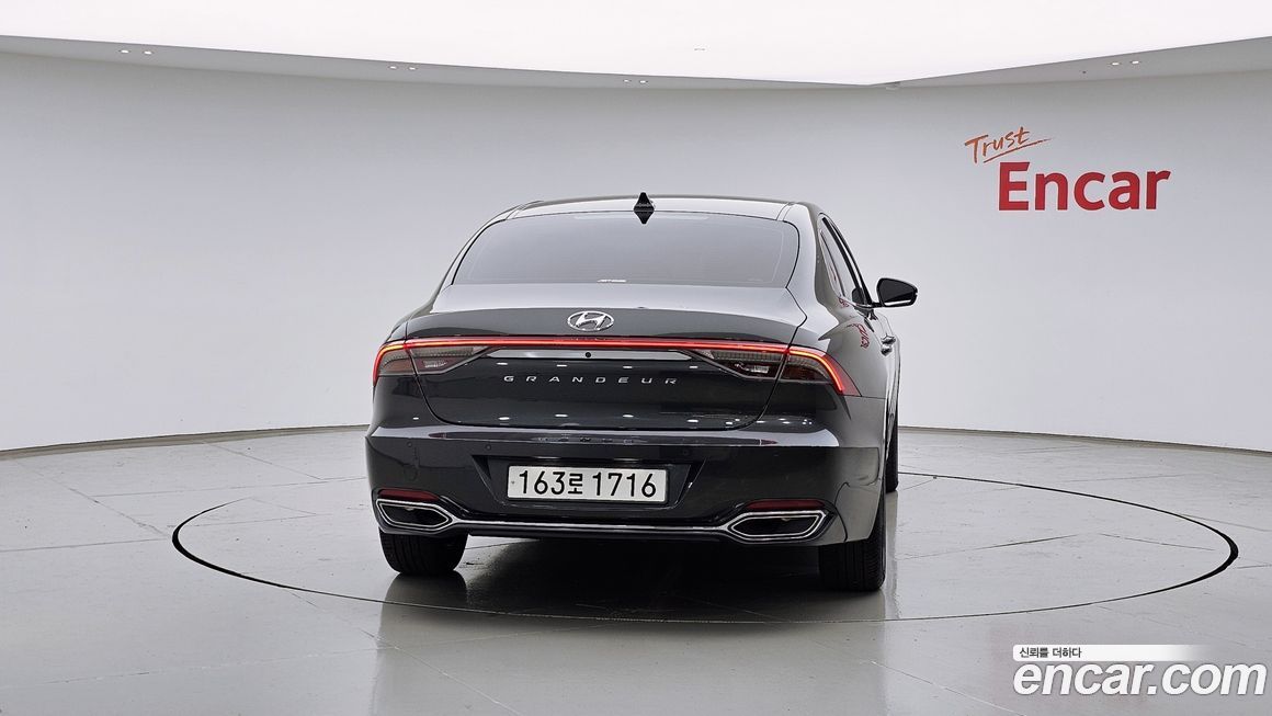 Hyundai Grandeur 2022