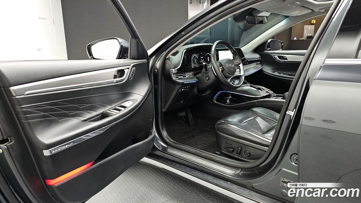 Hyundai Grandeur 2020