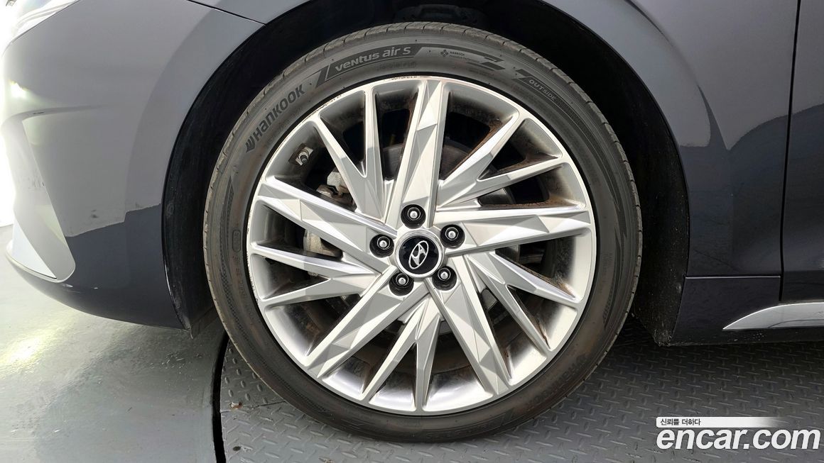 Hyundai Grandeur 2021