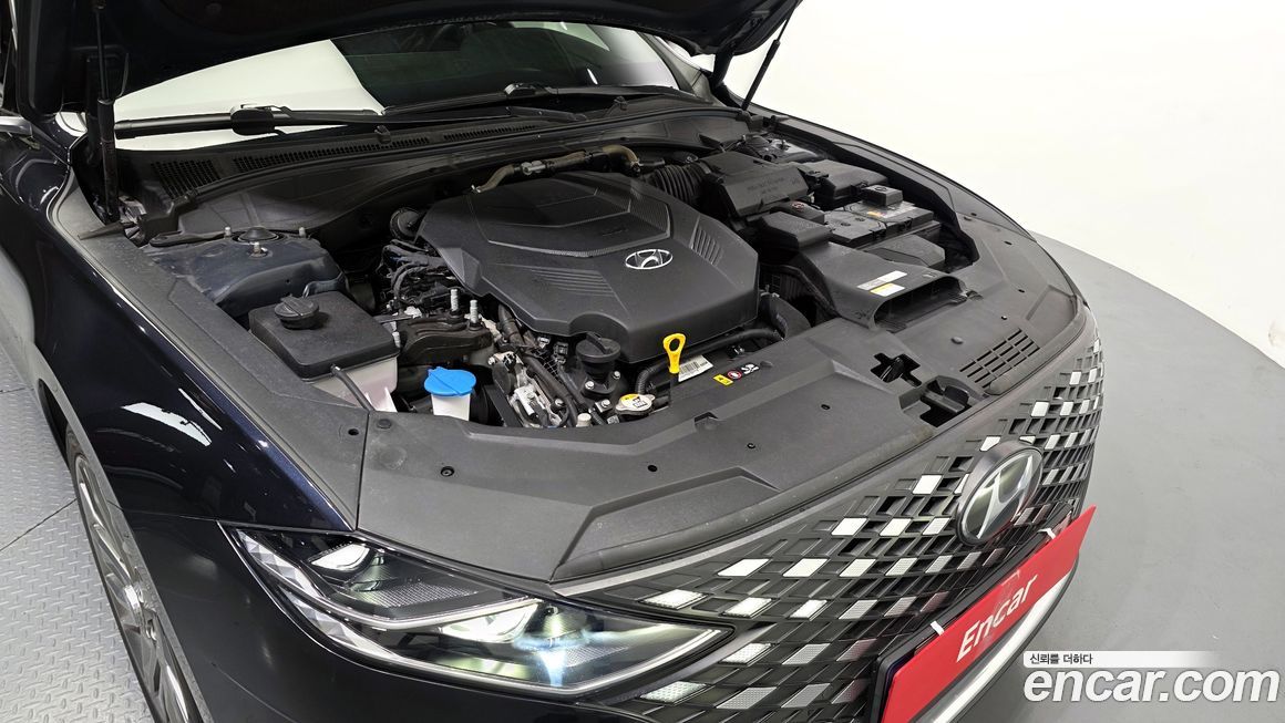 Hyundai Grandeur 2021