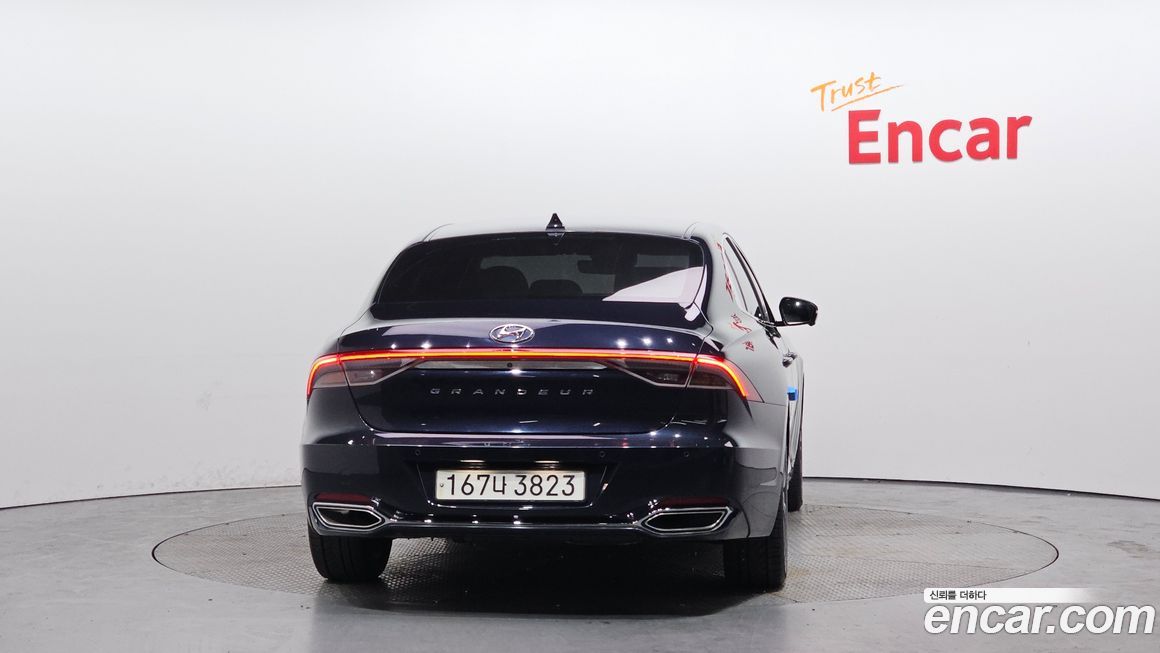 Hyundai Grandeur 2020