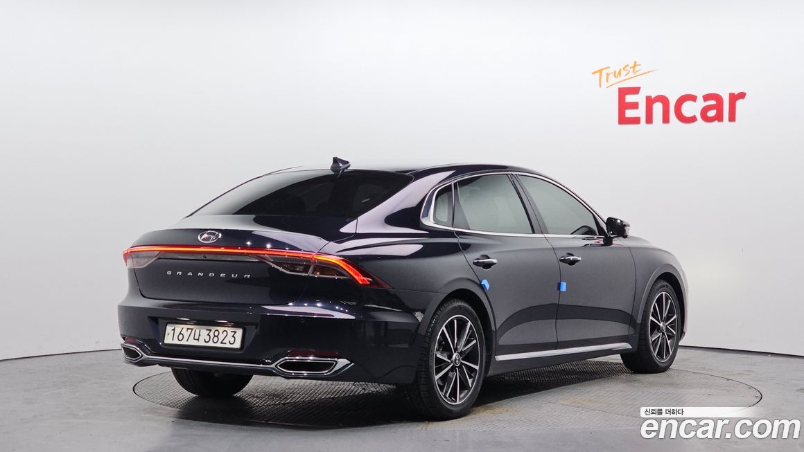 Hyundai Grandeur 2020