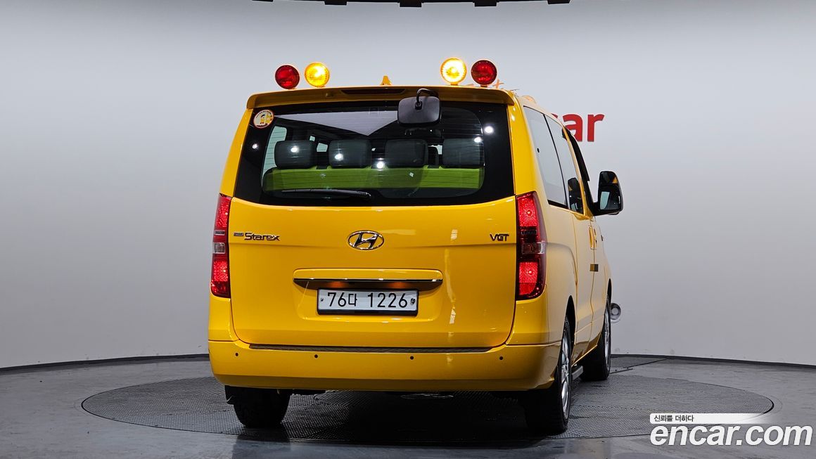 Hyundai Starex 2019