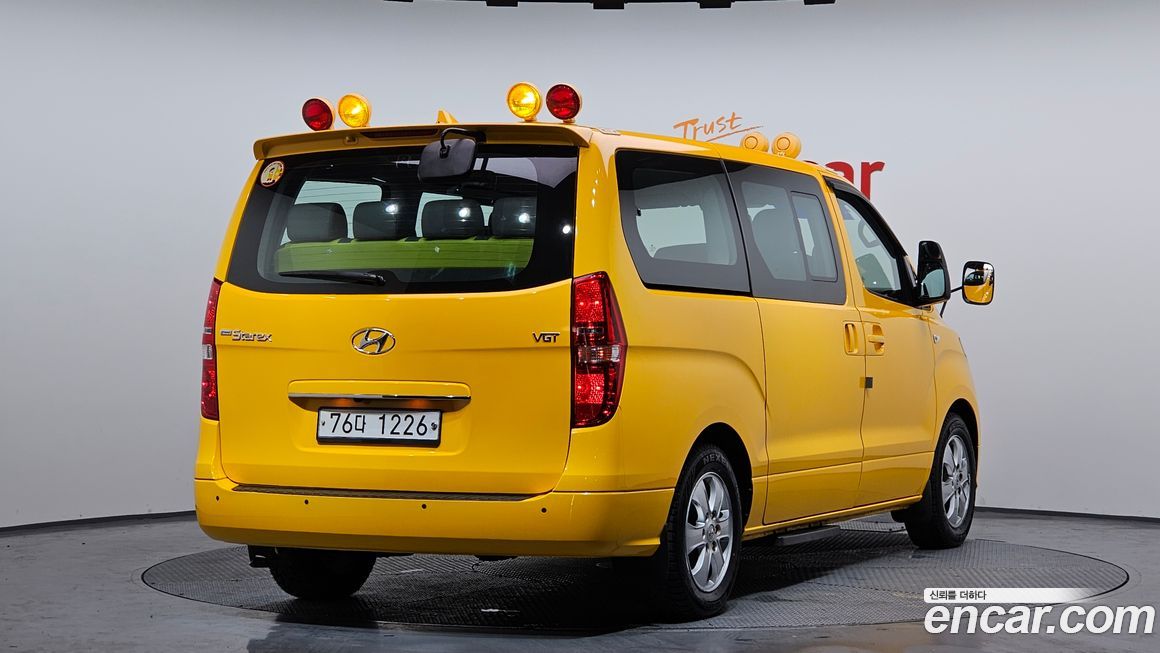 Hyundai Starex 2019