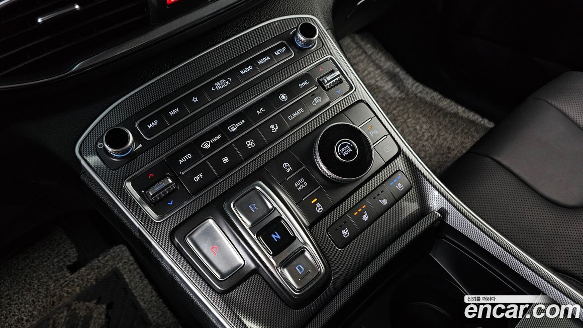 Hyundai Santafe 2022