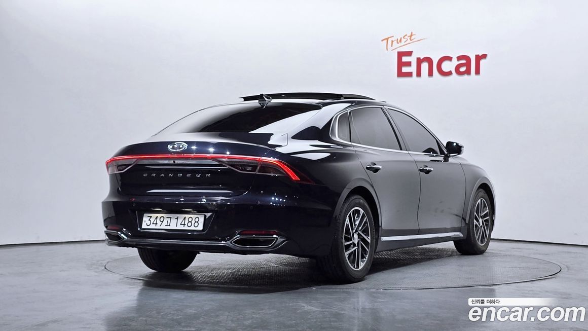 Hyundai Grandeur 2021