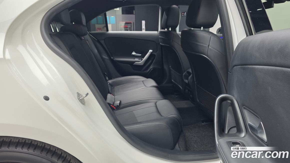 Mercedes-Benz A-Class 2021