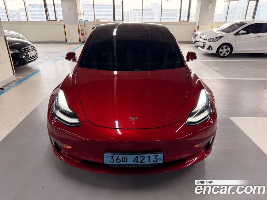 Tesla Model 3 2020