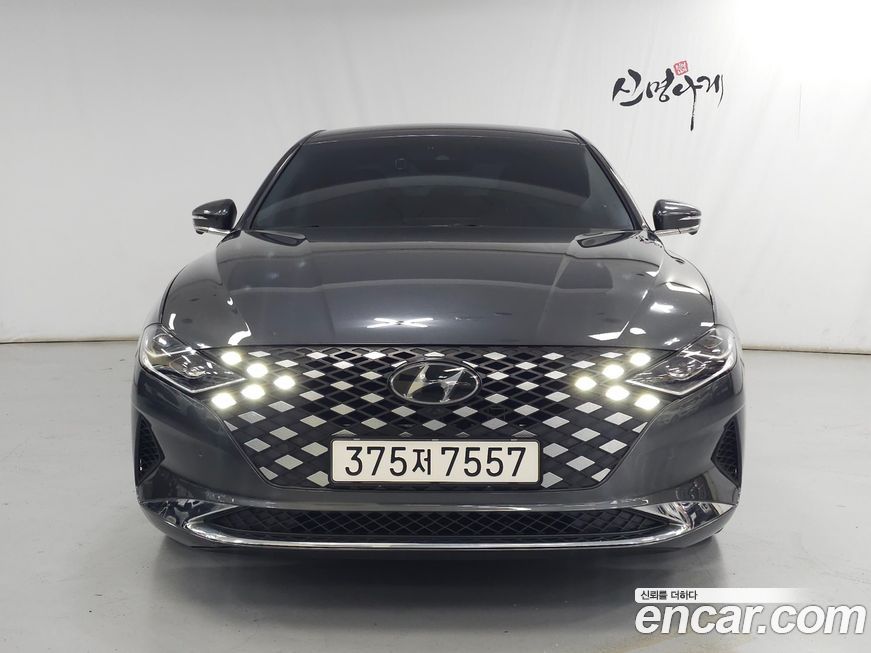 Hyundai Grandeur 2022