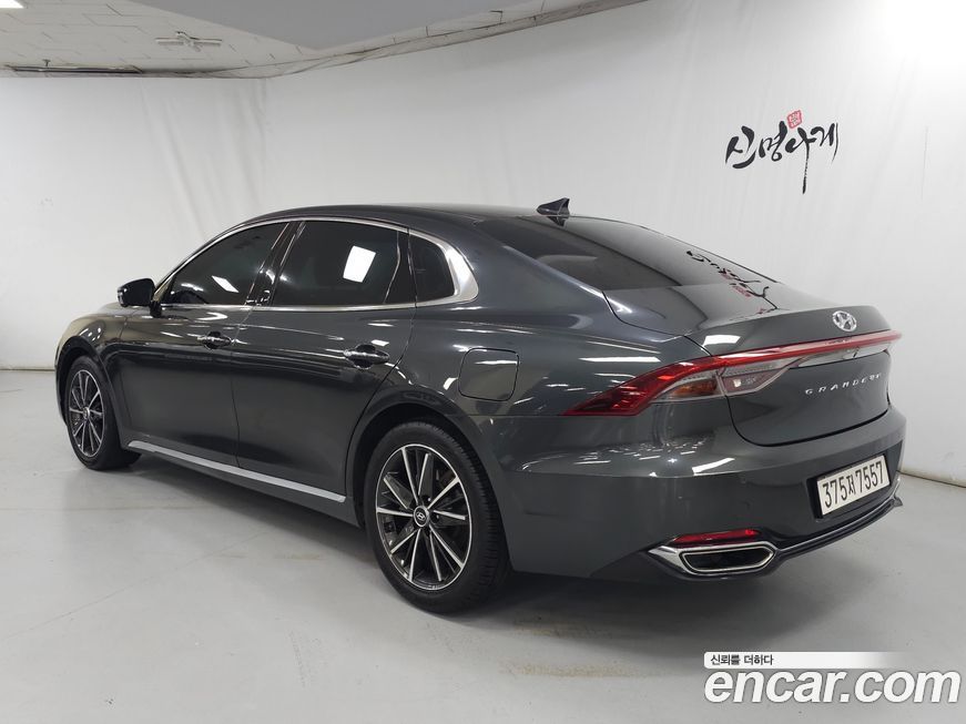 Hyundai Grandeur 2022