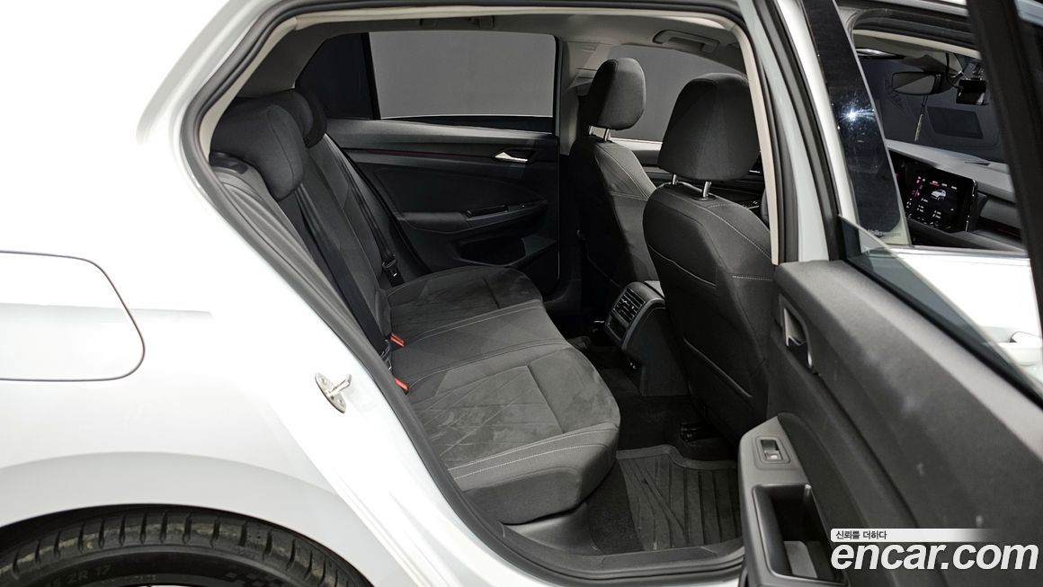 Volkswagen Golf 2022