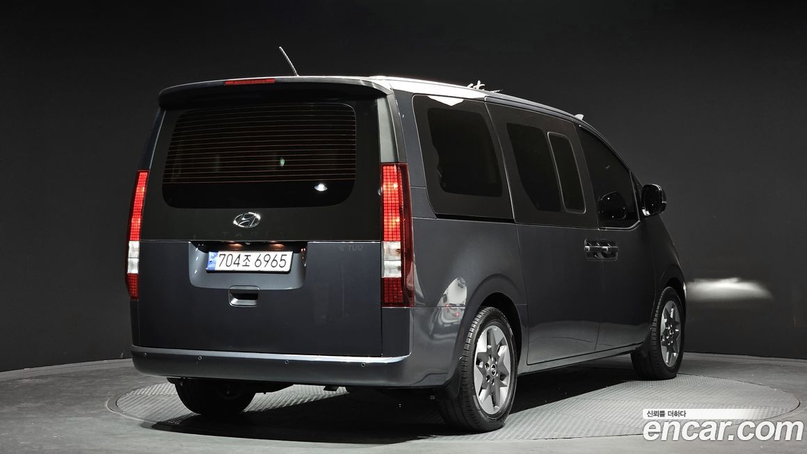Hyundai Staria 2023