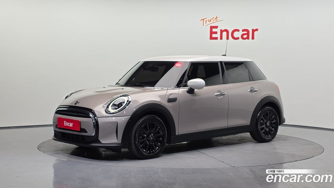 Mini Cooper 2024