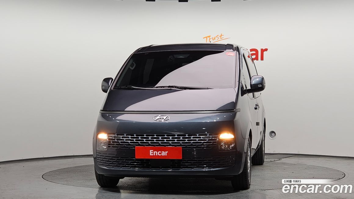 Hyundai Staria 2022