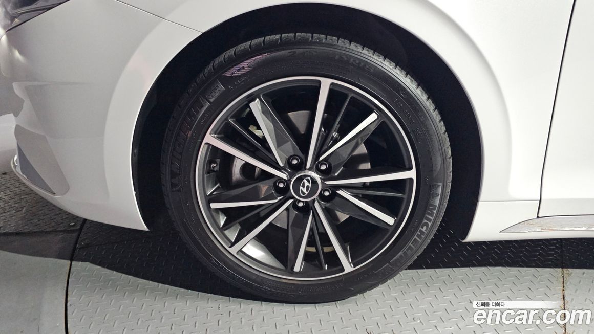 Hyundai Grandeur 2021