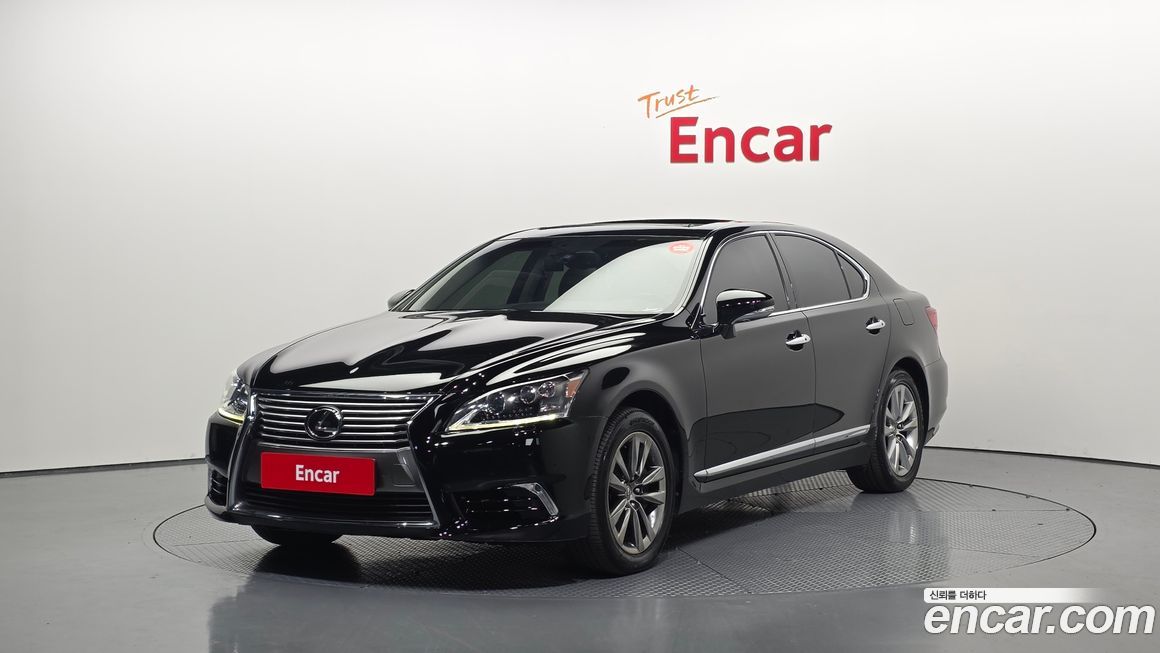 Lexus LS 2014