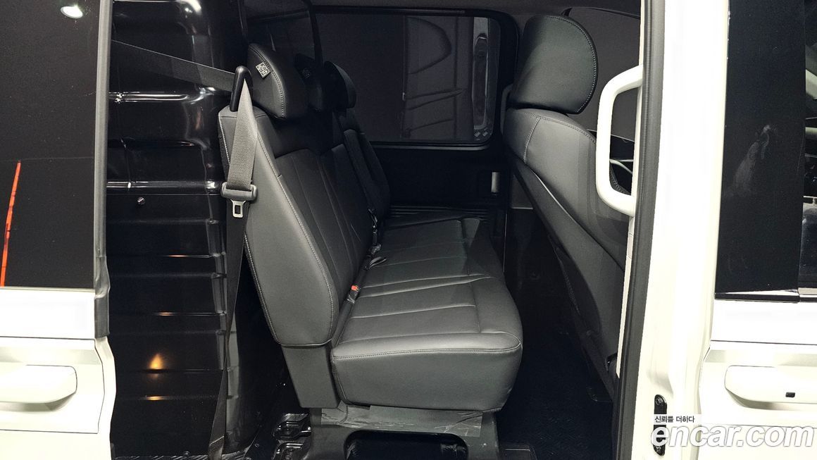 Hyundai Staria 2023