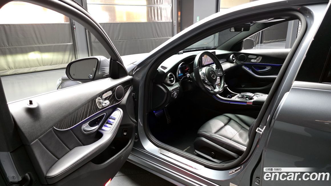 Mercedes-Benz C-Class 2019