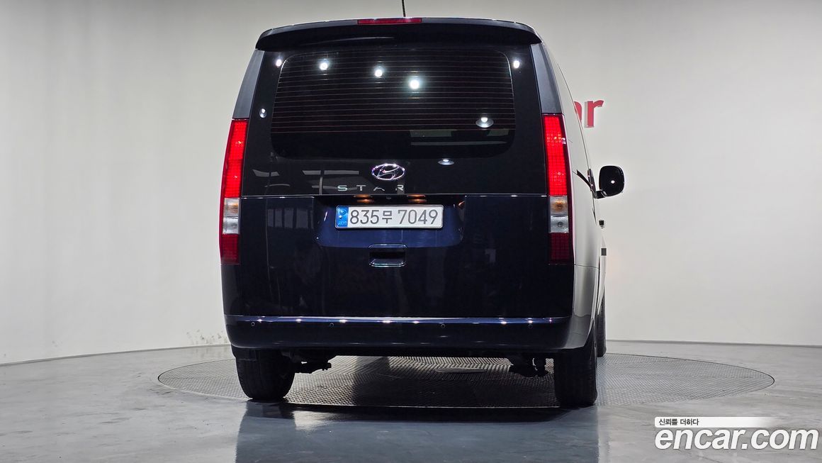 Hyundai Staria 2023