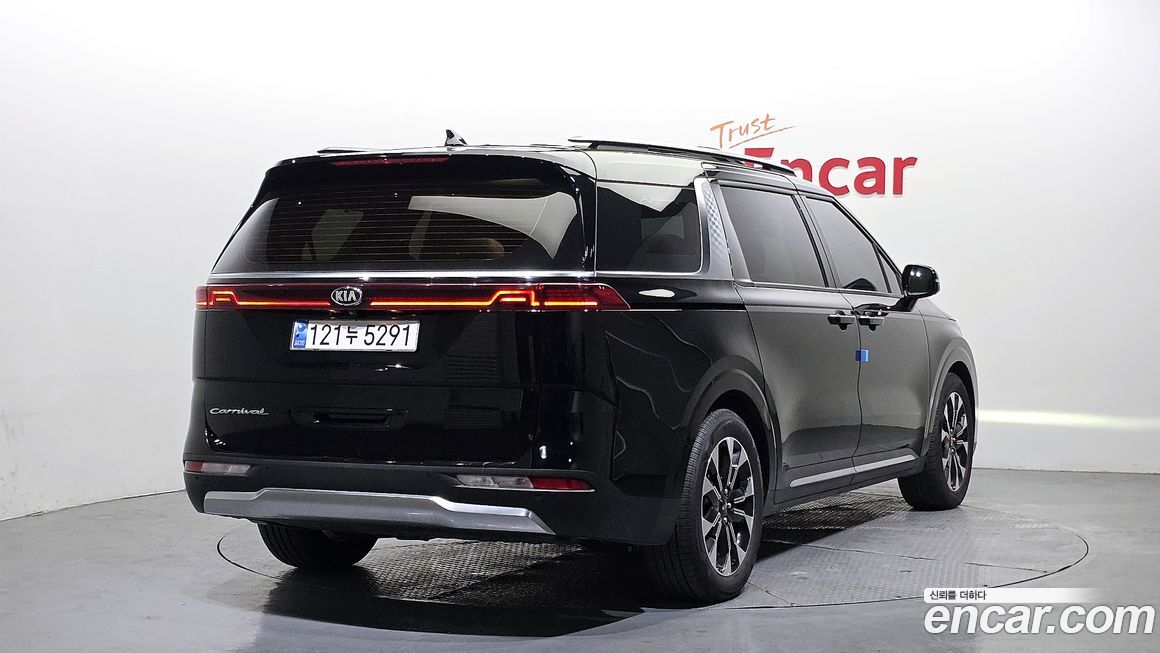 Kia Canival 2021