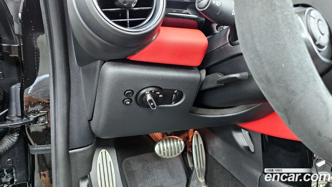 Mini Cooper Convertible 2020