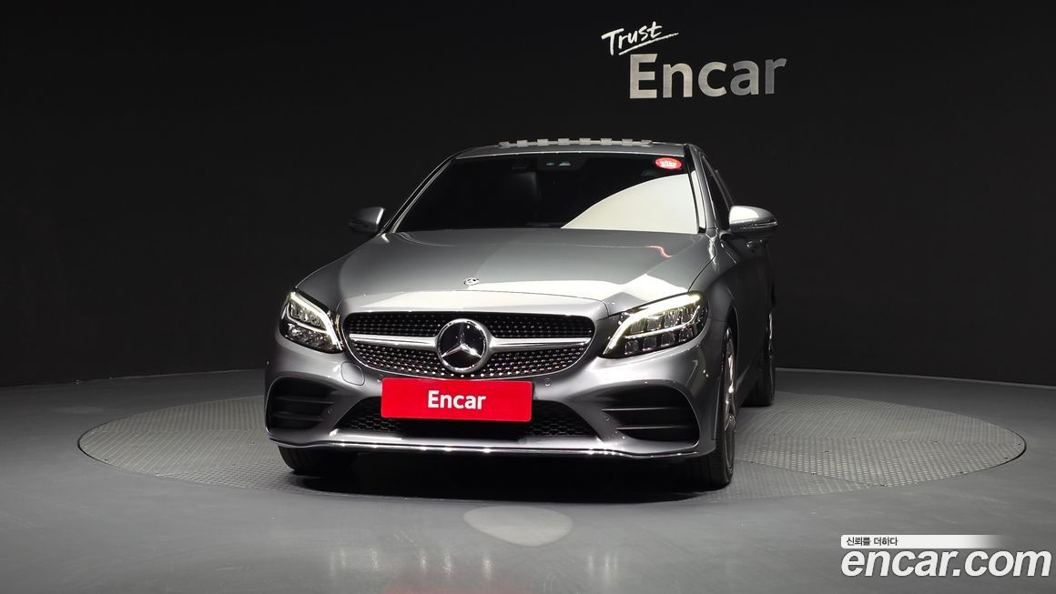 Mercedes-Benz C-Class 2019