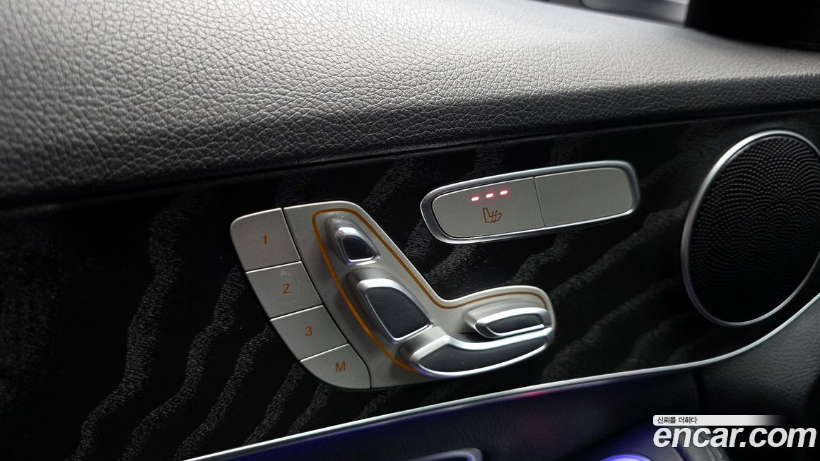 Mercedes-Benz C-Class 2019