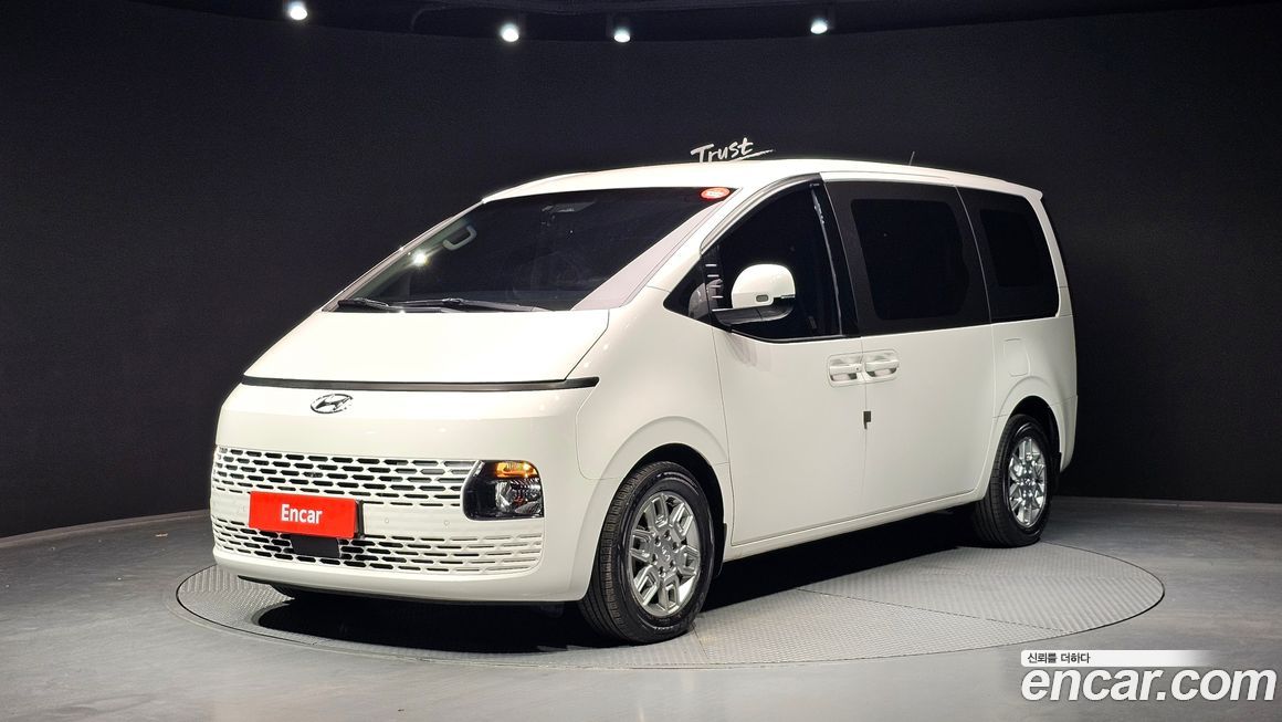 Hyundai Staria 2023