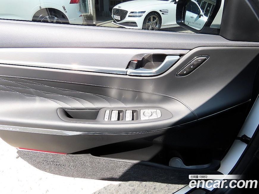 Hyundai Grandeur 2020