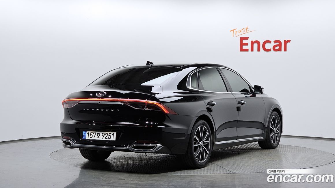 Hyundai Grandeur 2022