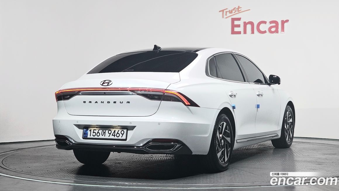Hyundai Grandeur 2022