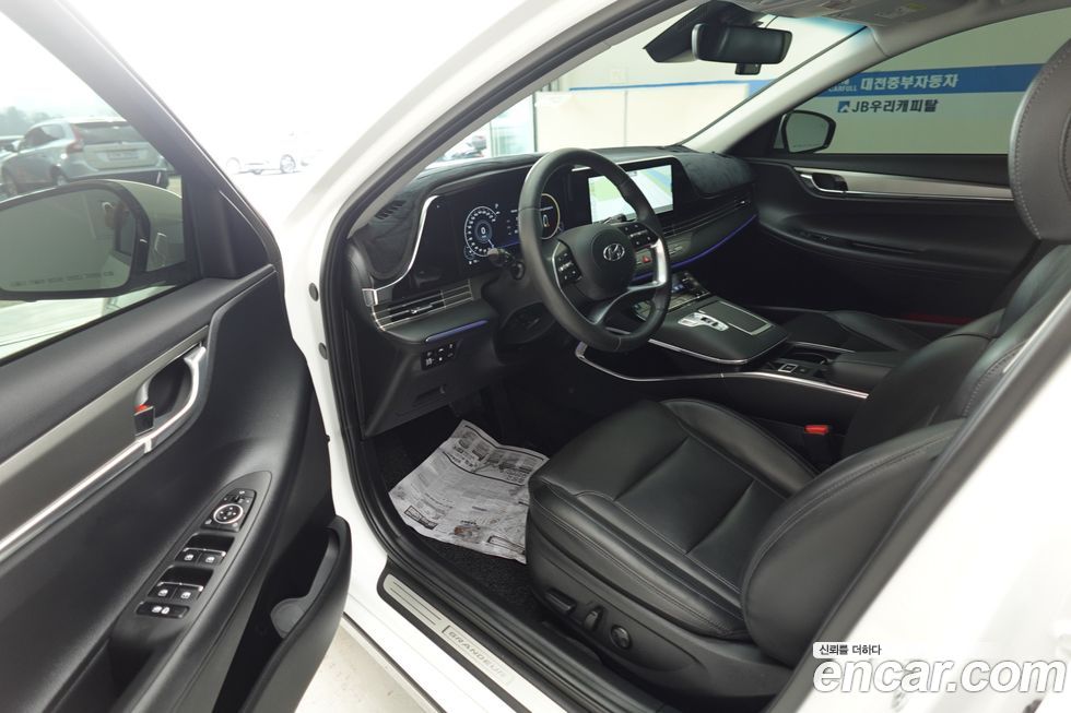 Hyundai Grandeur 2022