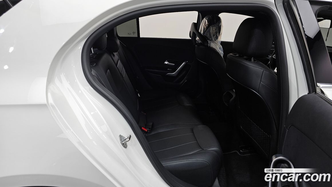 Mercedes-Benz A-Class 2023