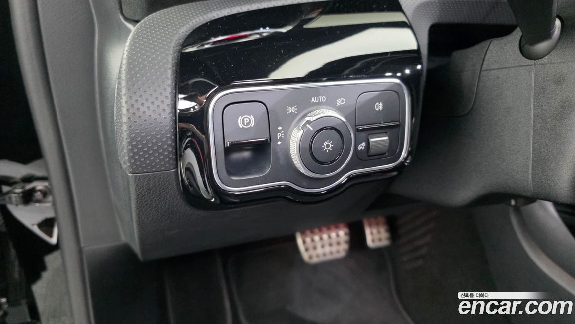 Mercedes-Benz A-Class 2021