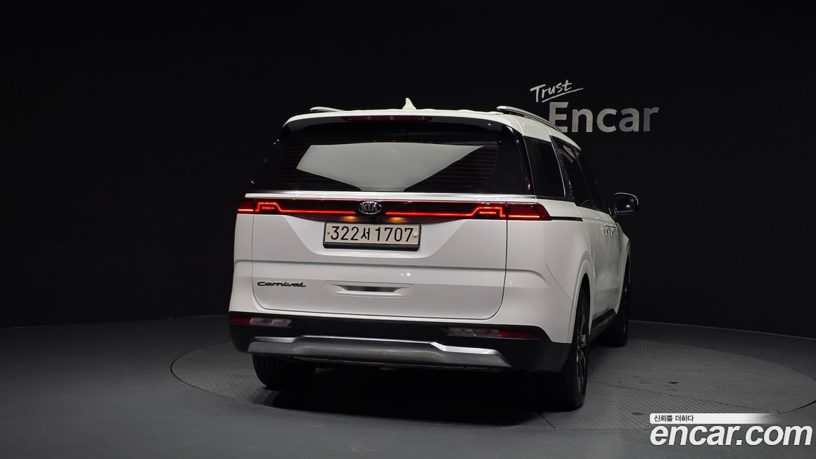 Kia Canival 2021