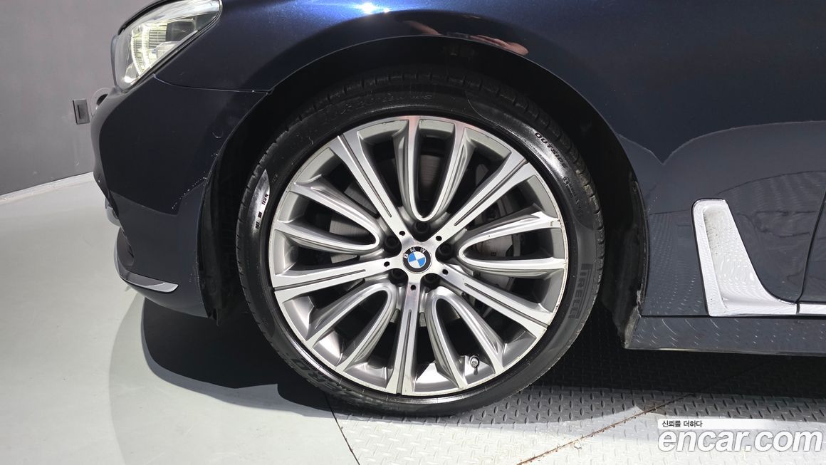BMW 7-Series 2018