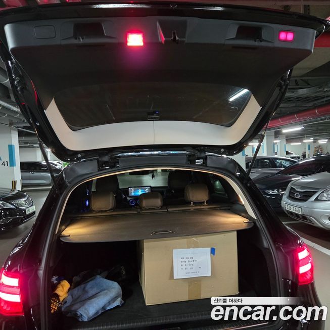 Mercedes-Benz GLC-Class 2019