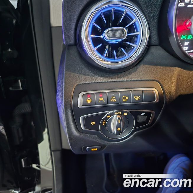 Mercedes-Benz GLC-Class 2019