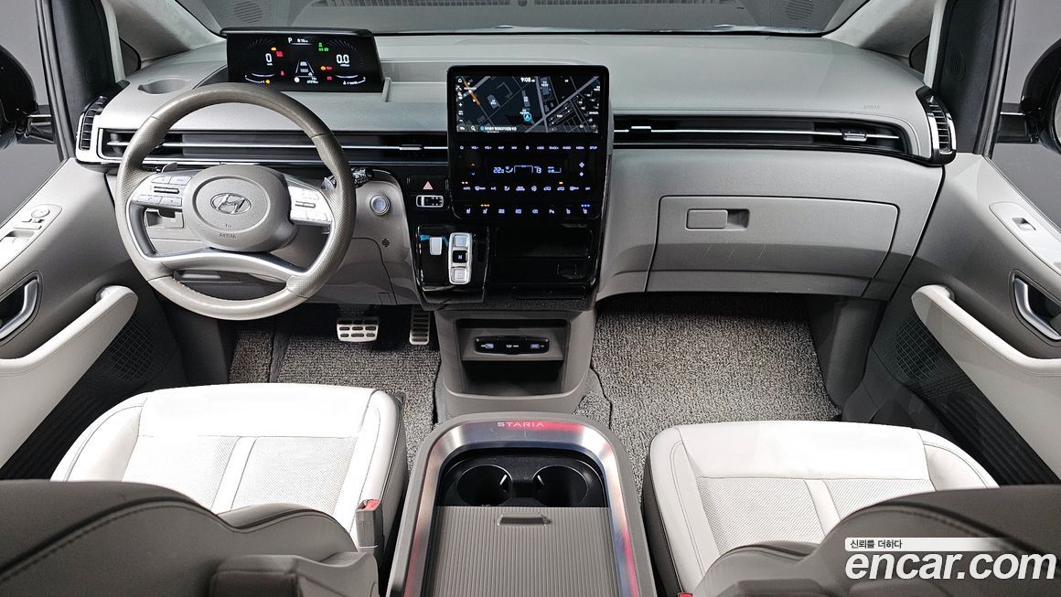 Hyundai Staria 2022