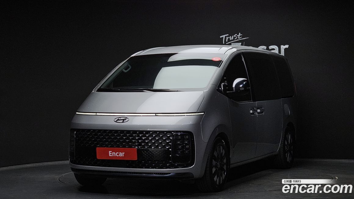 Hyundai Staria 2022