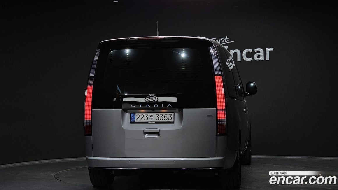 Hyundai Staria 2022