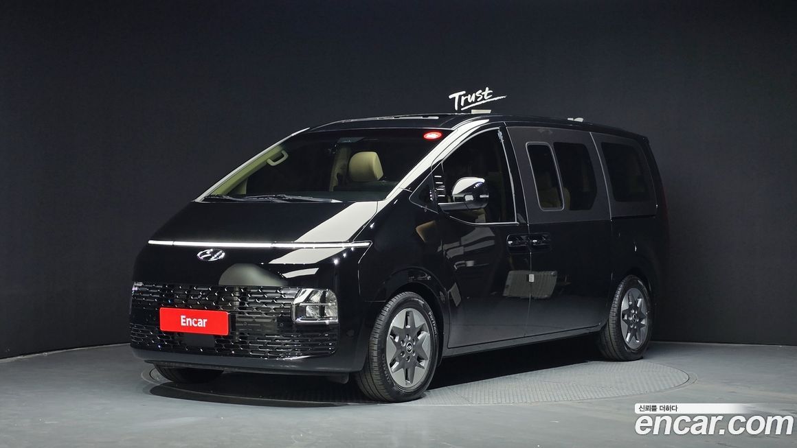 Hyundai Staria 2023