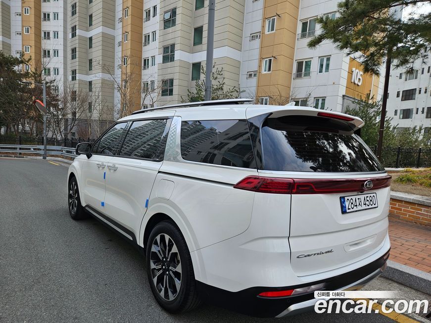 Kia Canival 2021