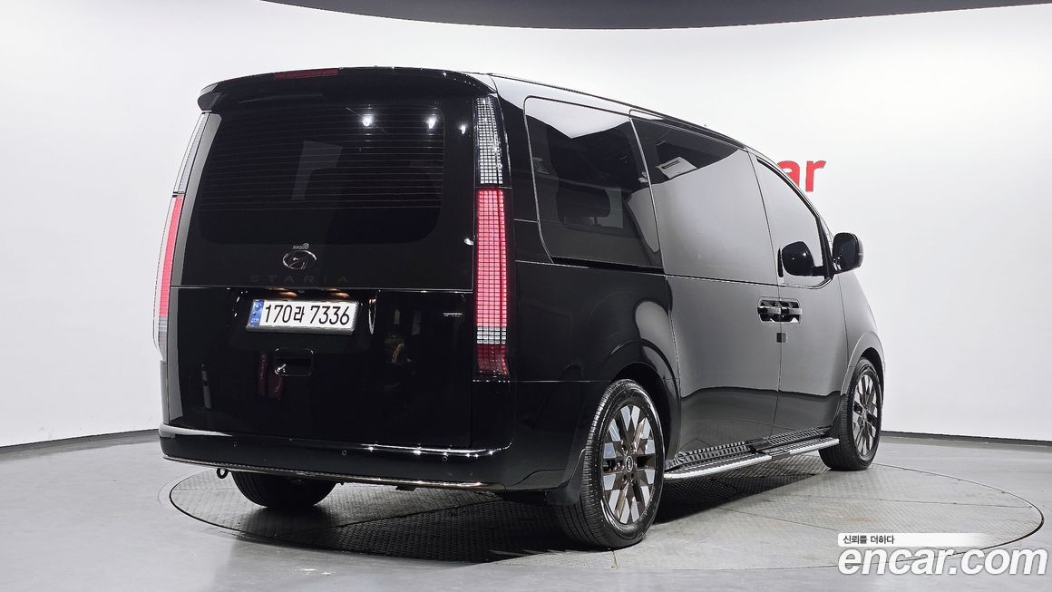 Hyundai Staria 2023