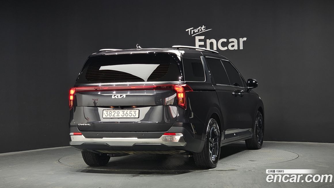 Kia Canival 2025