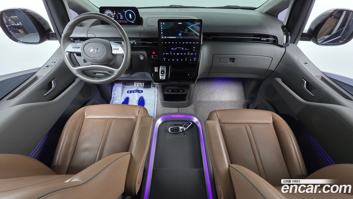 Hyundai Staria 2023