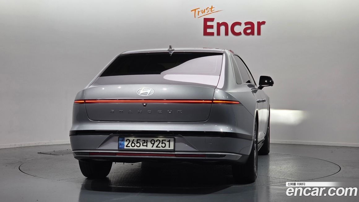 Hyundai Grandeur 2023