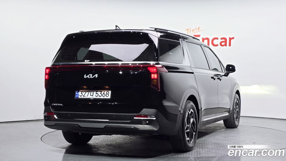 Kia Canival 2025